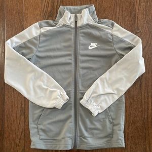 Nike grey full zip jacket youth medium.